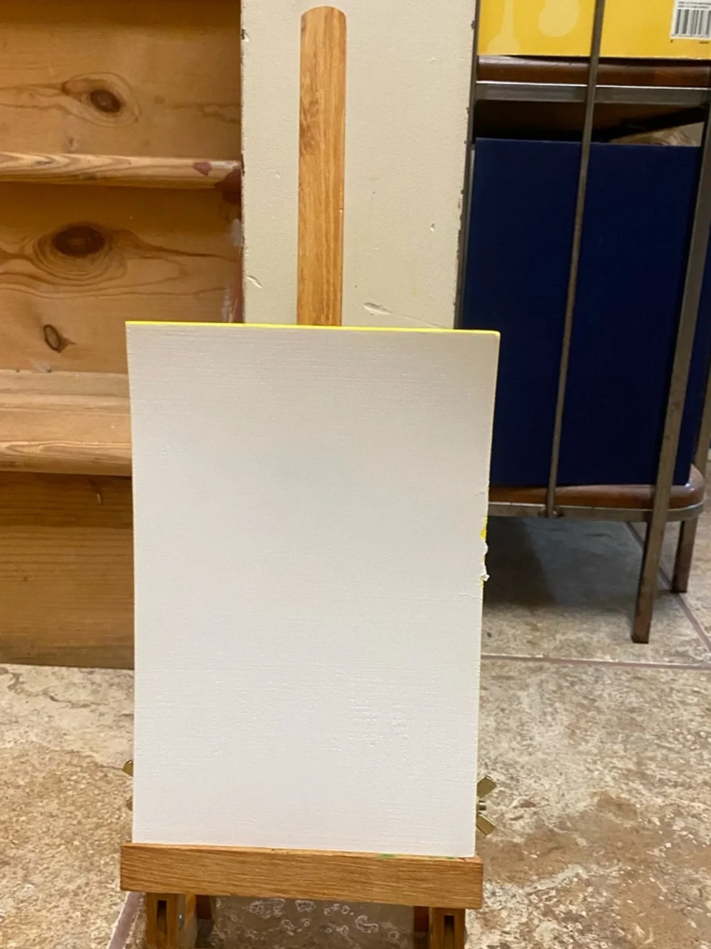 Tabletop Easel - Picture 6 of 7